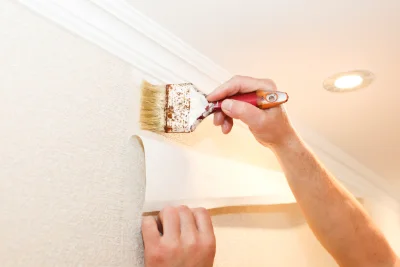 Pose de papier peint à Marant — revêtements muraux et toiles de verre